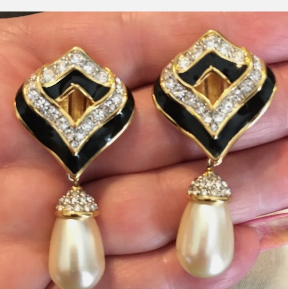 Vintage 1980's Signed S.A.L. Swarovski Clip Statement Earrings - Picture 5 of 8